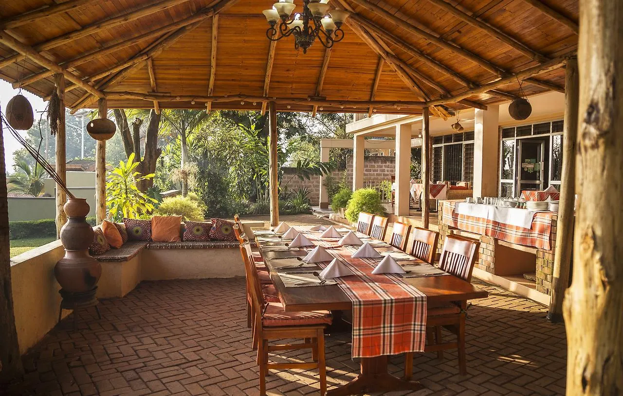 Papaya Holiday Home Kampala Bed & Breakfast