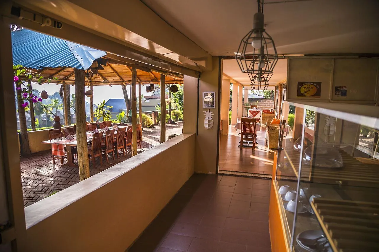 Papaya Holiday Home Kampala Bed & Breakfast
