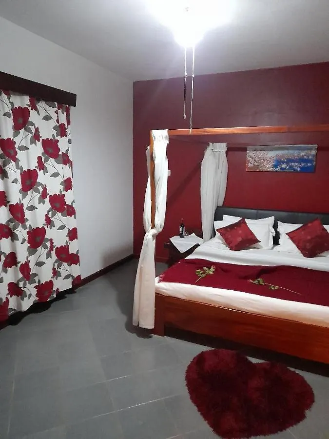Bed & Breakfast Papaya Holiday Home Kampala